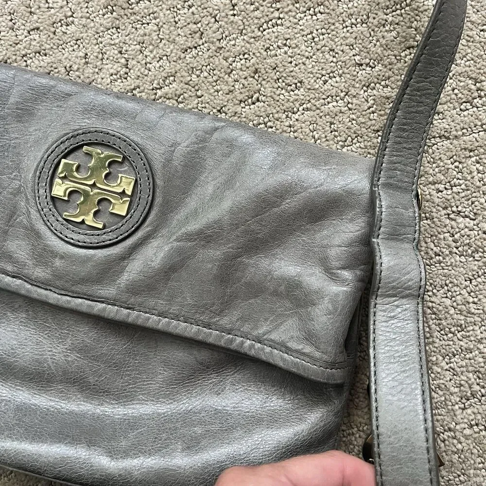 Tory Burch Convertible City Messenger Gray Leather Gold Chain Foldover Crossbody